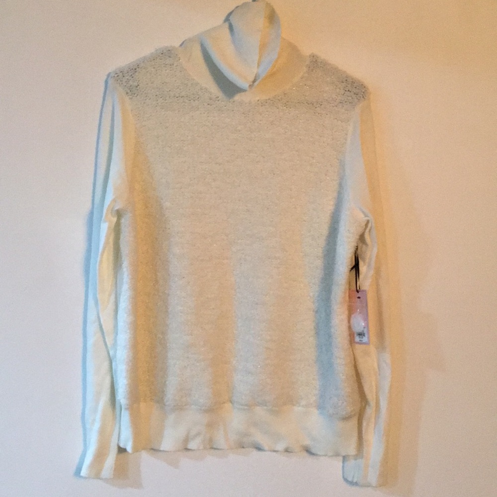 Turtle neck sweater